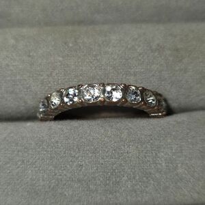 Stunning Silver Women's Ring with Crystal Accents Size 7 Sparkle